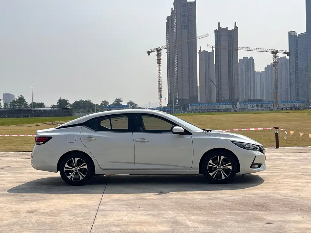 Nissan Sylphy — миниатюра 7
