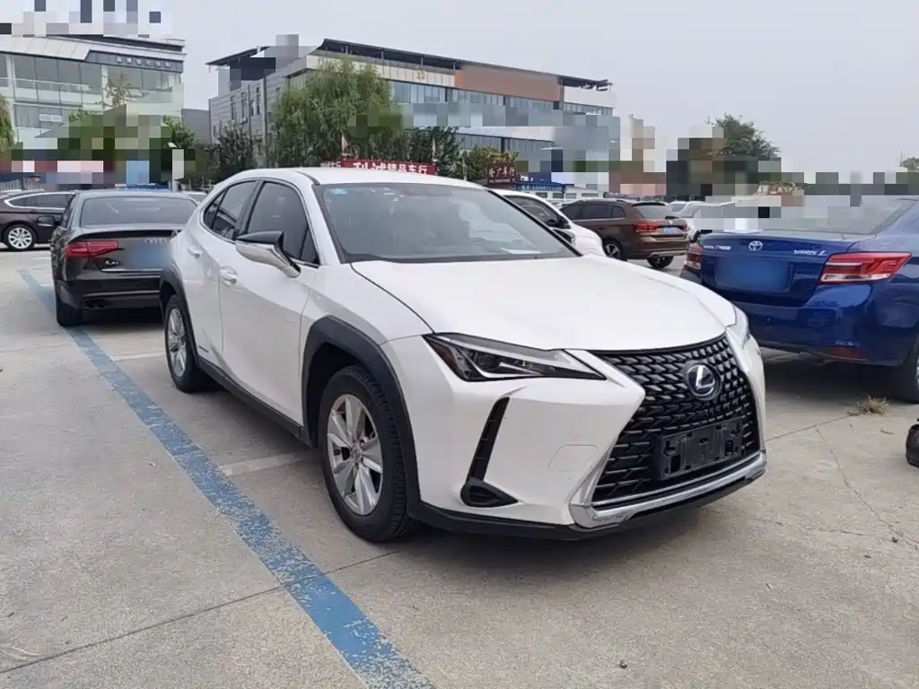 Lexus UX — миниатюра 4