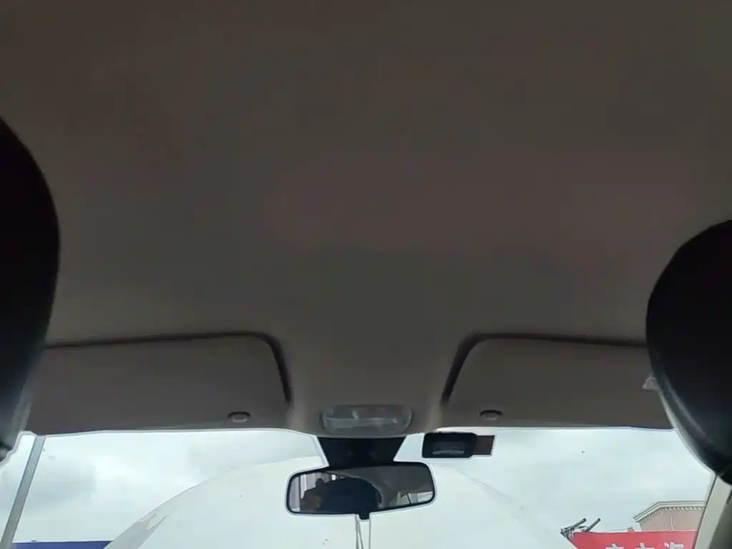 Peugeot 308 — миниатюра 18
