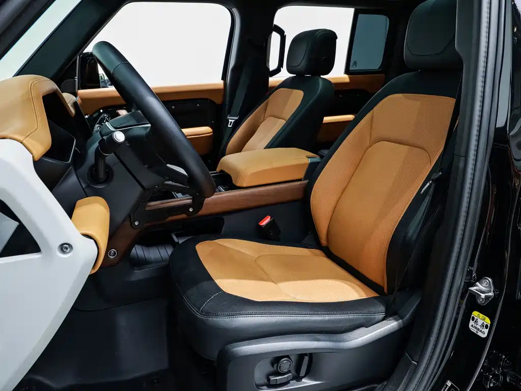 Land Rover Defender — миниатюра 10