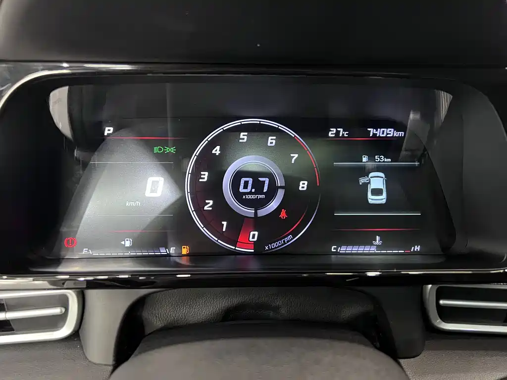 Hyundai Elantra — миниатюра 10