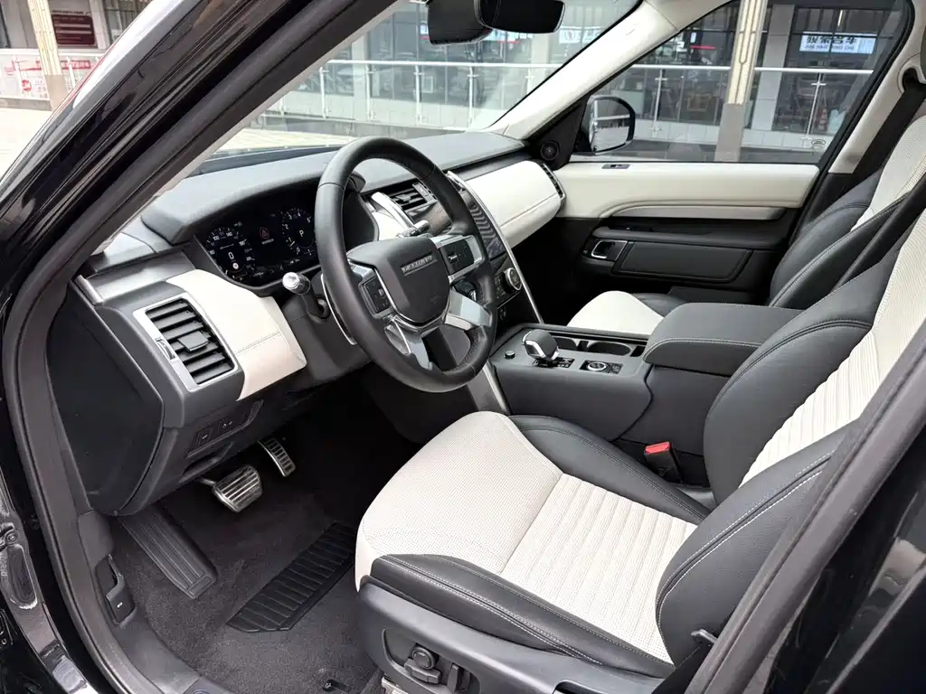 Land Rover Discovery 2021 360PS R-Dynamic S