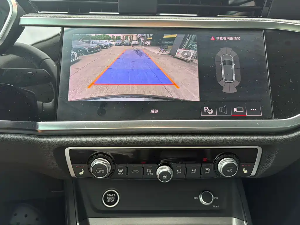 Audi Q3 — миниатюра 13