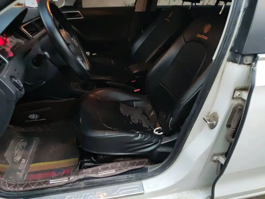 Volkswagen Santana — миниатюра 16