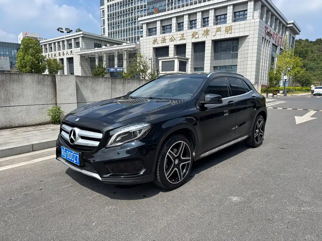 Mercedes-Benz GLA — миниатюра 2