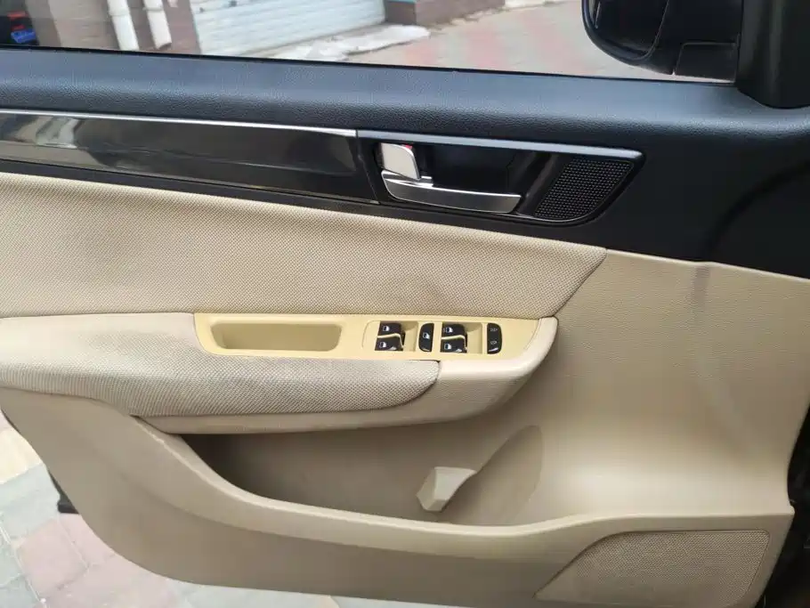 Zhonghua V5 — миниатюра 7