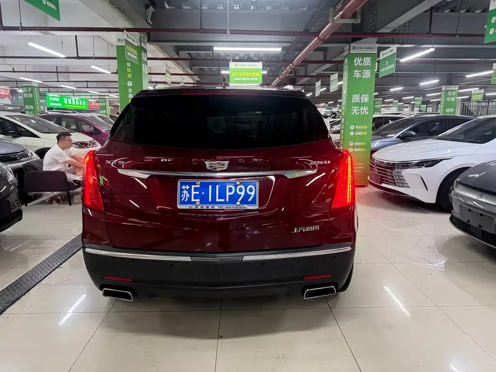 Cadillac XT5 — миниатюра 6