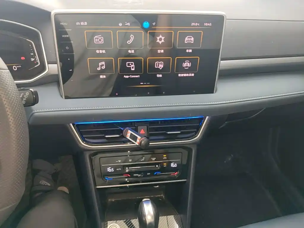 Volkswagen Tharu — миниатюра 13