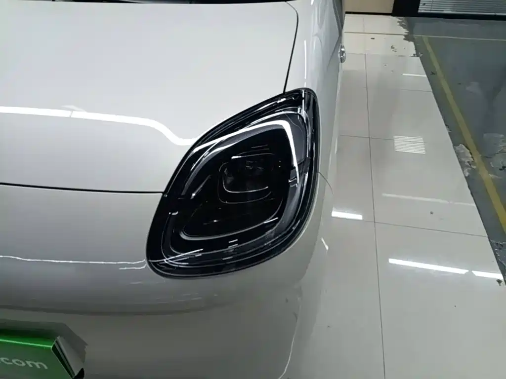 Wuling MINIEV — миниатюра 24