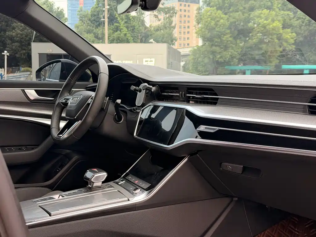 Audi A6L — миниатюра 13