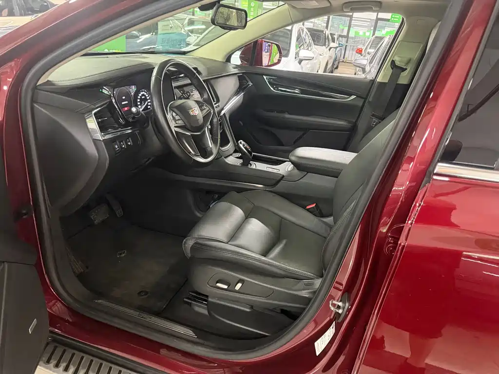 Cadillac XT5 — миниатюра 13