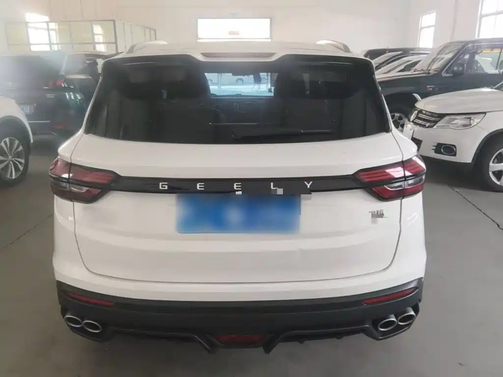 Geely Binyue — миниатюра 6
