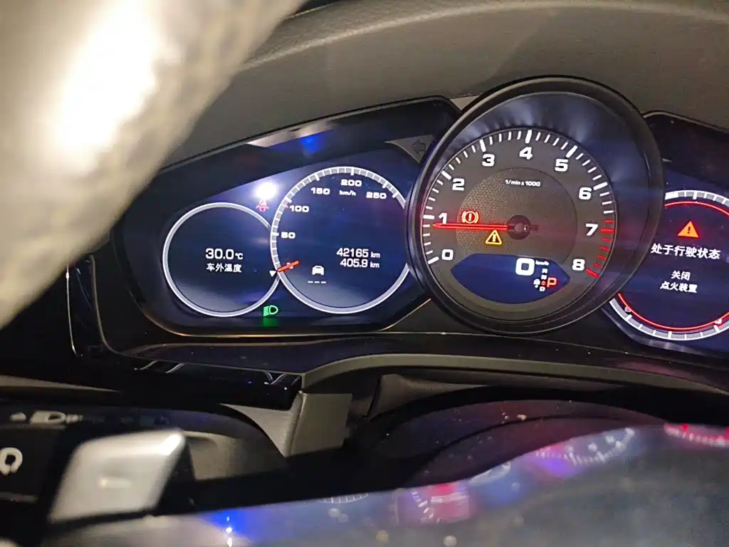 Porsche Cayenne — миниатюра 13
