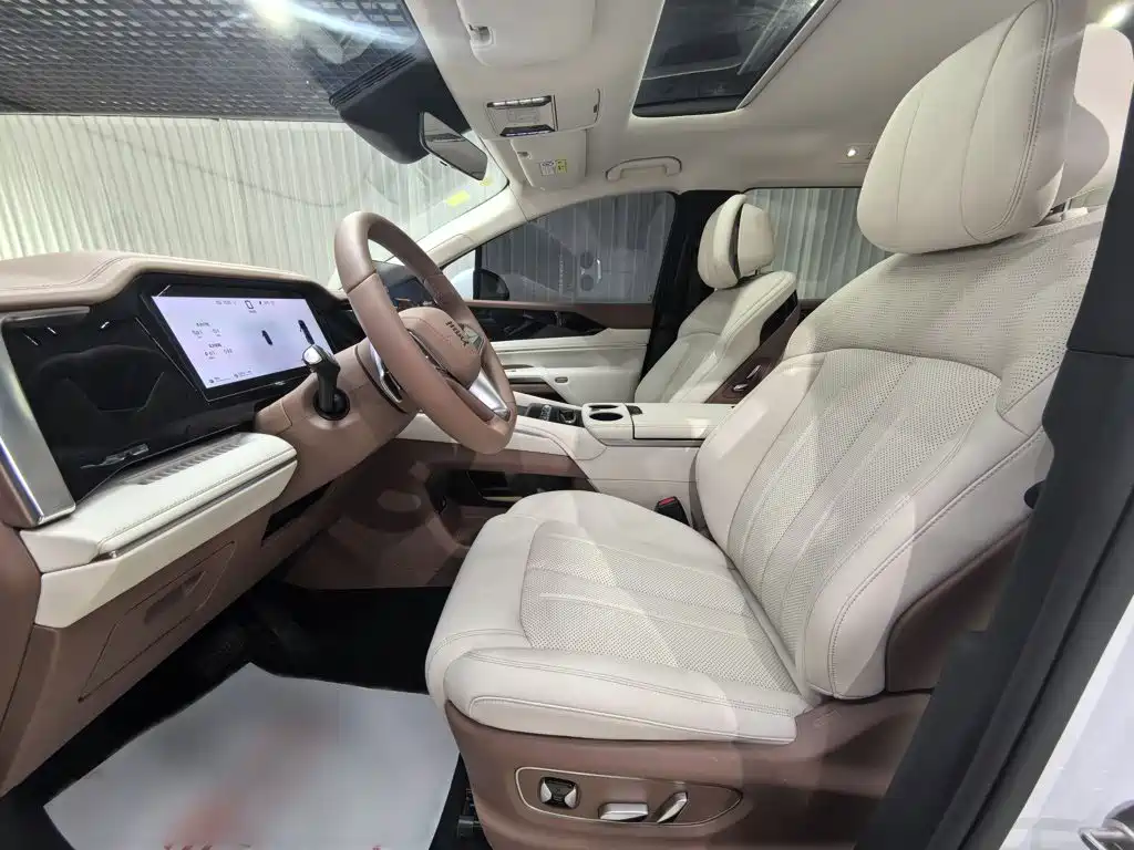 BYD Xia — миниатюра 12