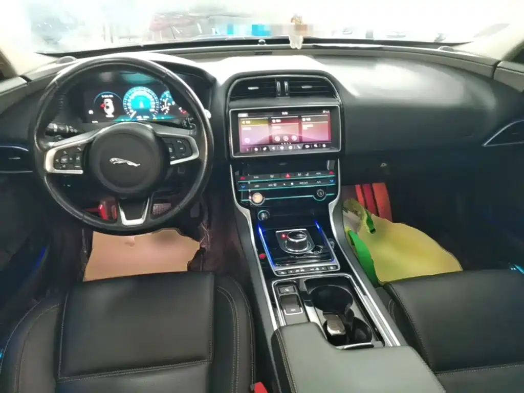 Jaguar XEL — миниатюра 10