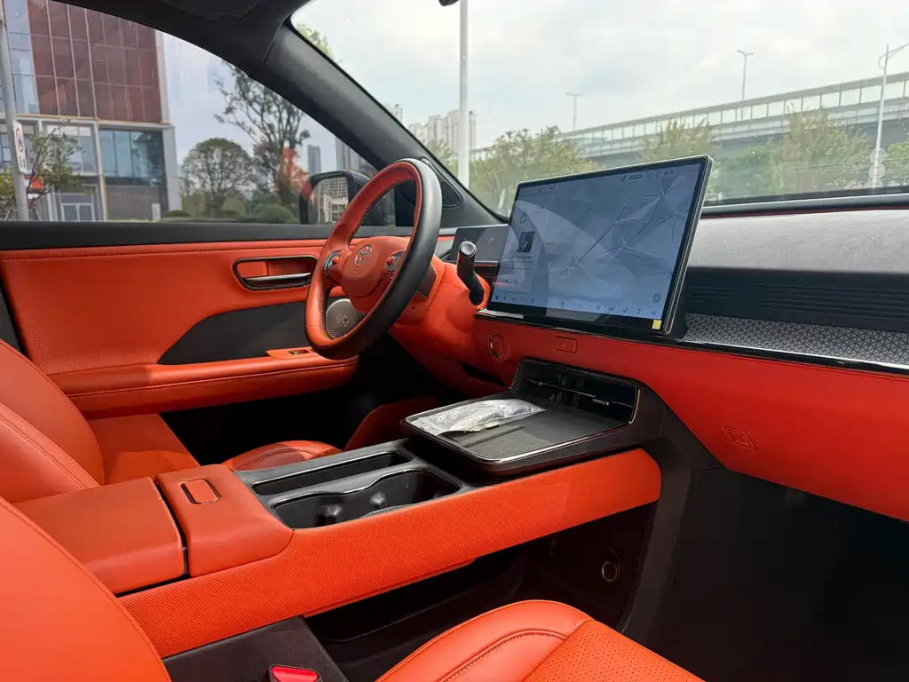 Toyota bZ3X — миниатюра 10