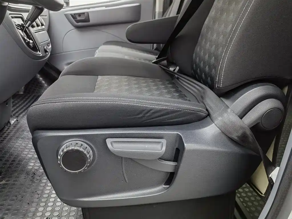 SAIC MAXUS XINTU V80