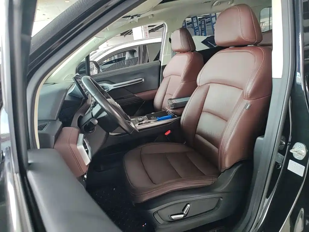 Geely Haoyue — миниатюра 15