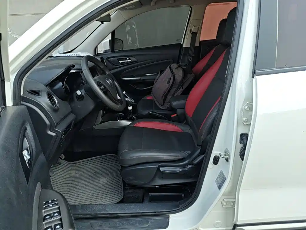 Changan CS15 — миниатюра 15