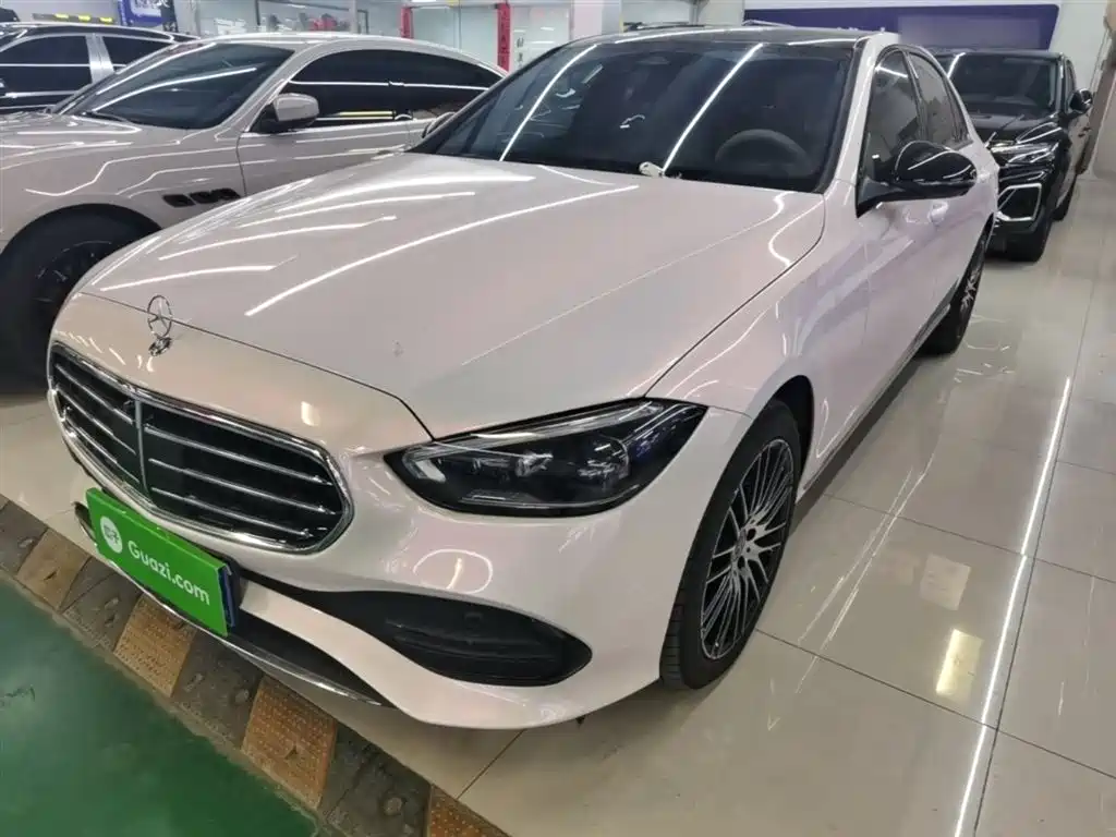 Mercedes-Benz C-Class 2022