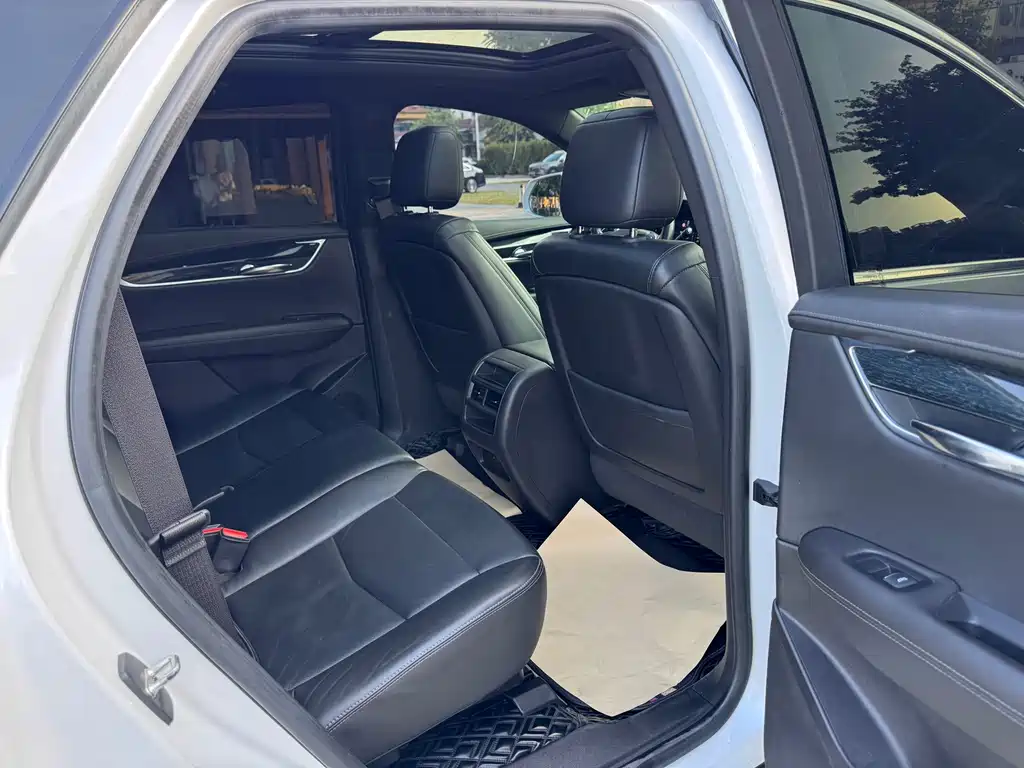 Cadillac XT5 — миниатюра 13