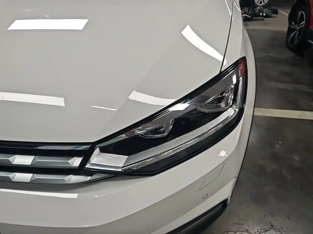 Volkswagen Touran — миниатюра 24