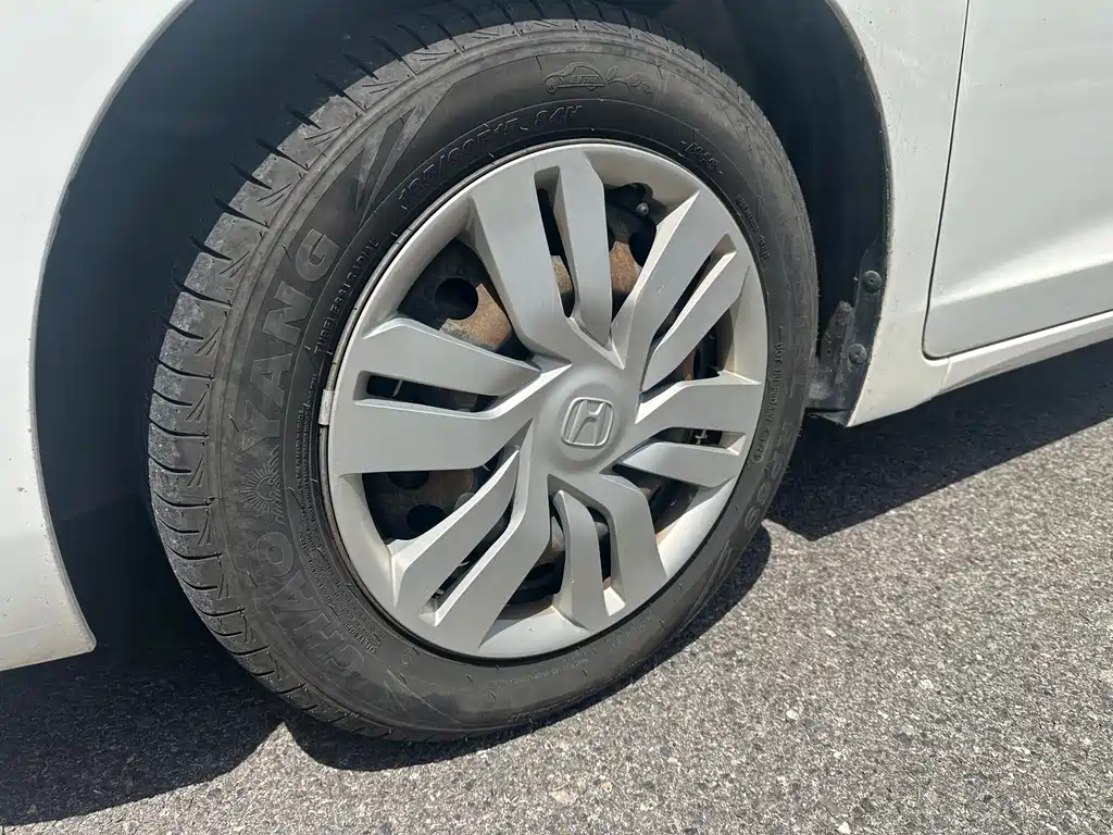 Honda Fit — миниатюра 9