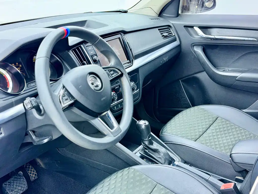 Skoda Kamiq — миниатюра 10