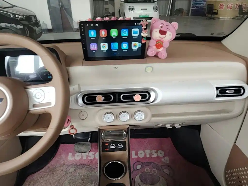 Wuling MINIEV — миниатюра 13