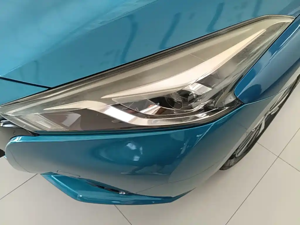 Nissan Bluebird — миниатюра 24