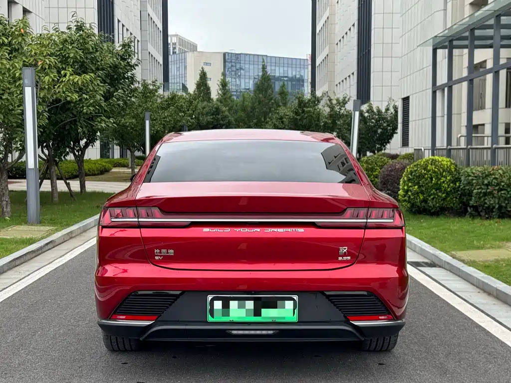 BYD Han — миниатюра 7
