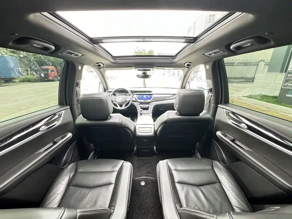 Cadillac XT6 — миниатюра 6