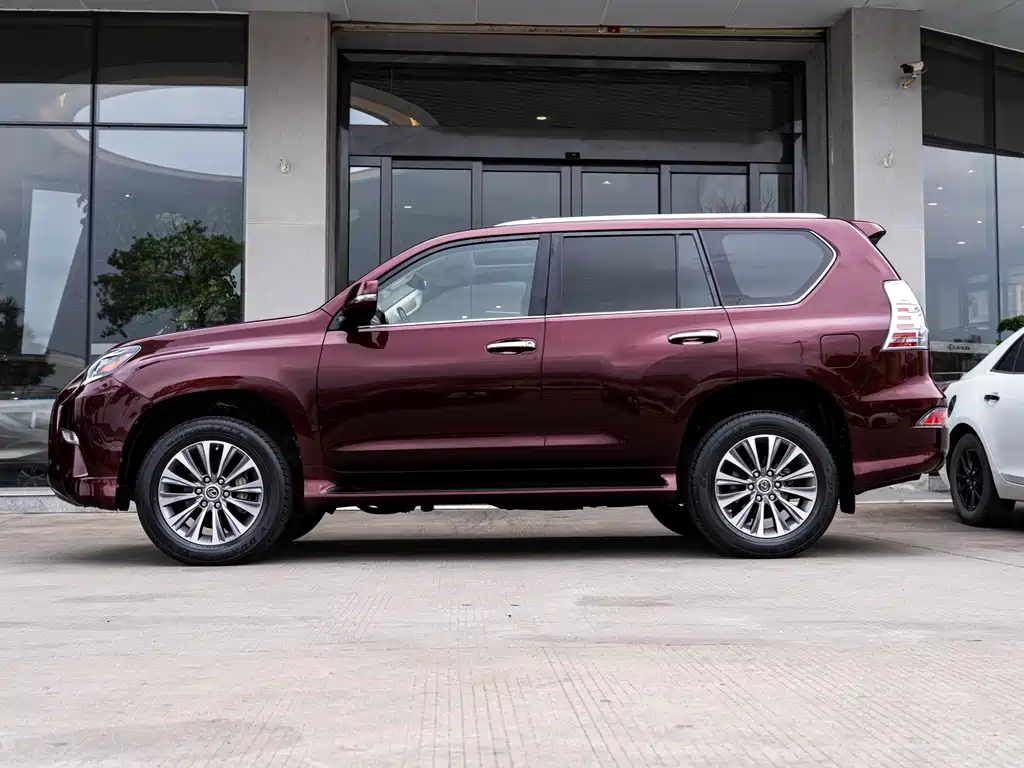 Lexus GX 2021 460