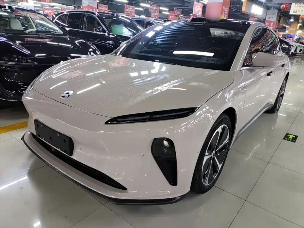 NIO ET5T — миниатюра 2