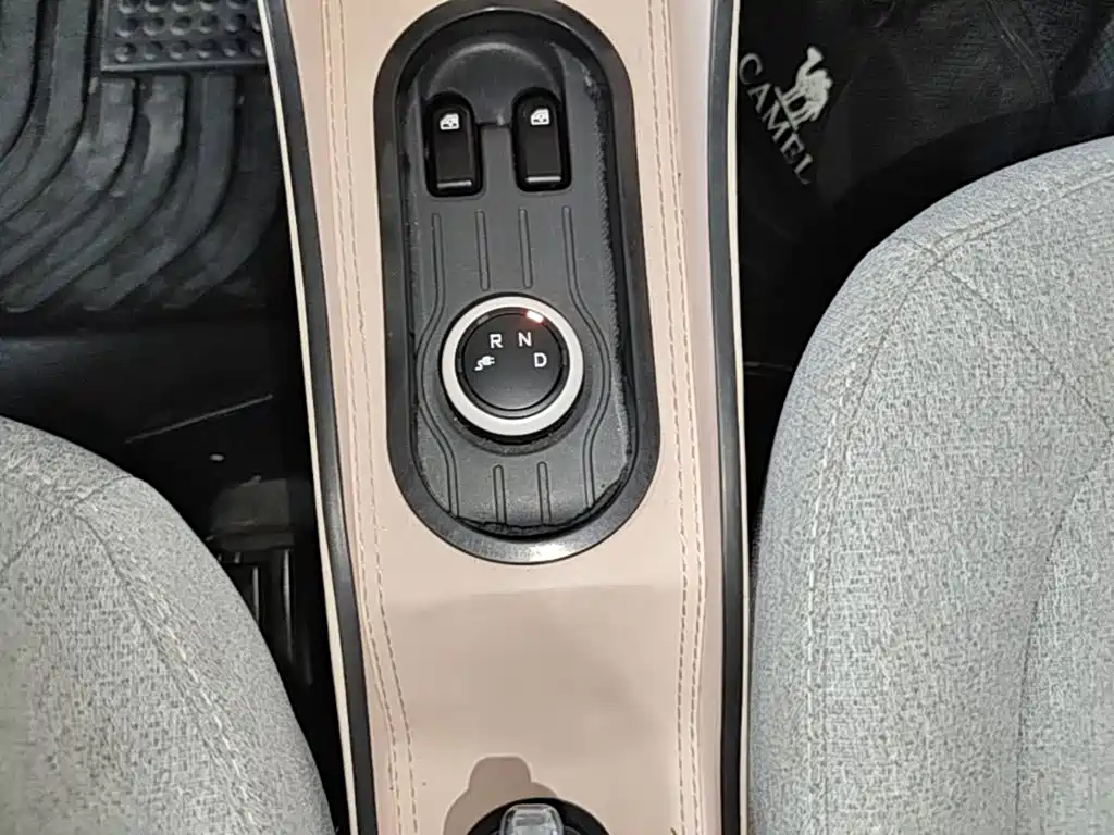 Wuling MINIEV — миниатюра 14