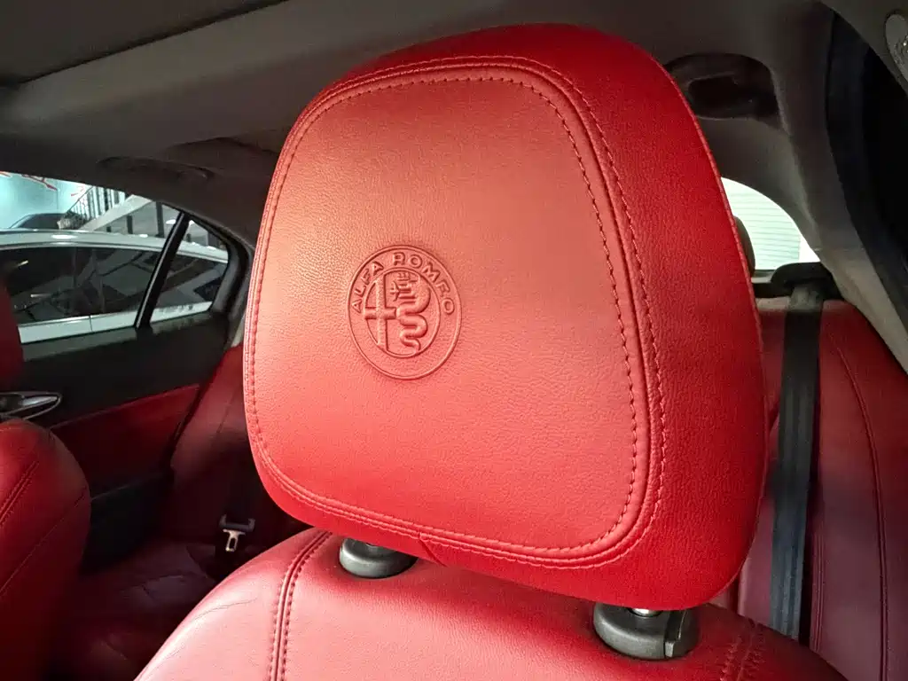 Alfa Romeo Giulia — миниатюра 6