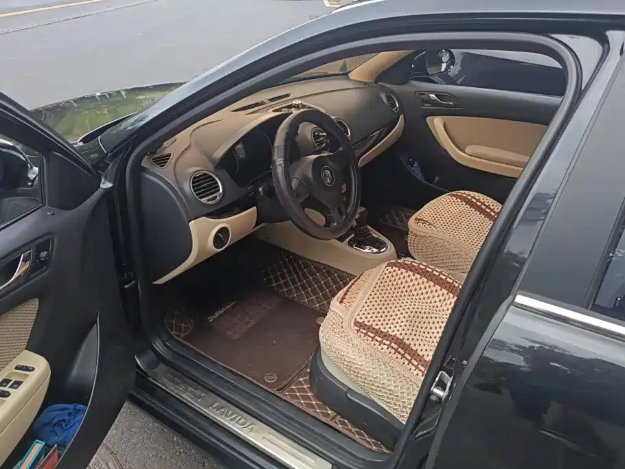Volkswagen Lavida — миниатюра 9