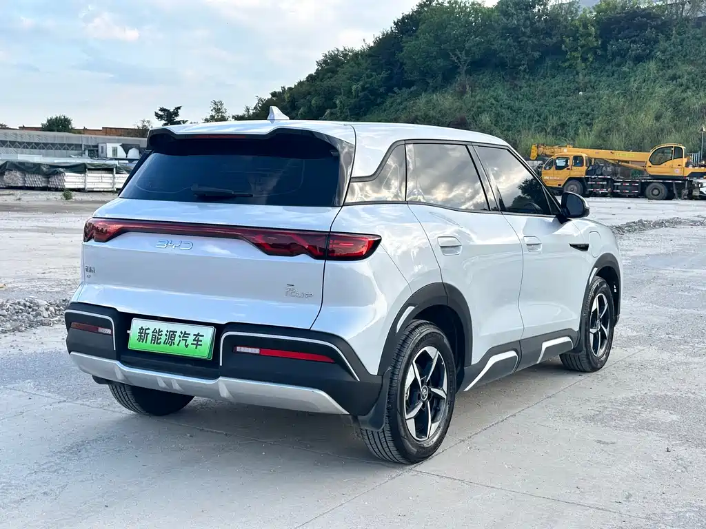 BYD Yuan UP — миниатюра 7