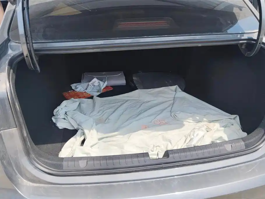 GEELY AUTOMOBILE EMGRAND