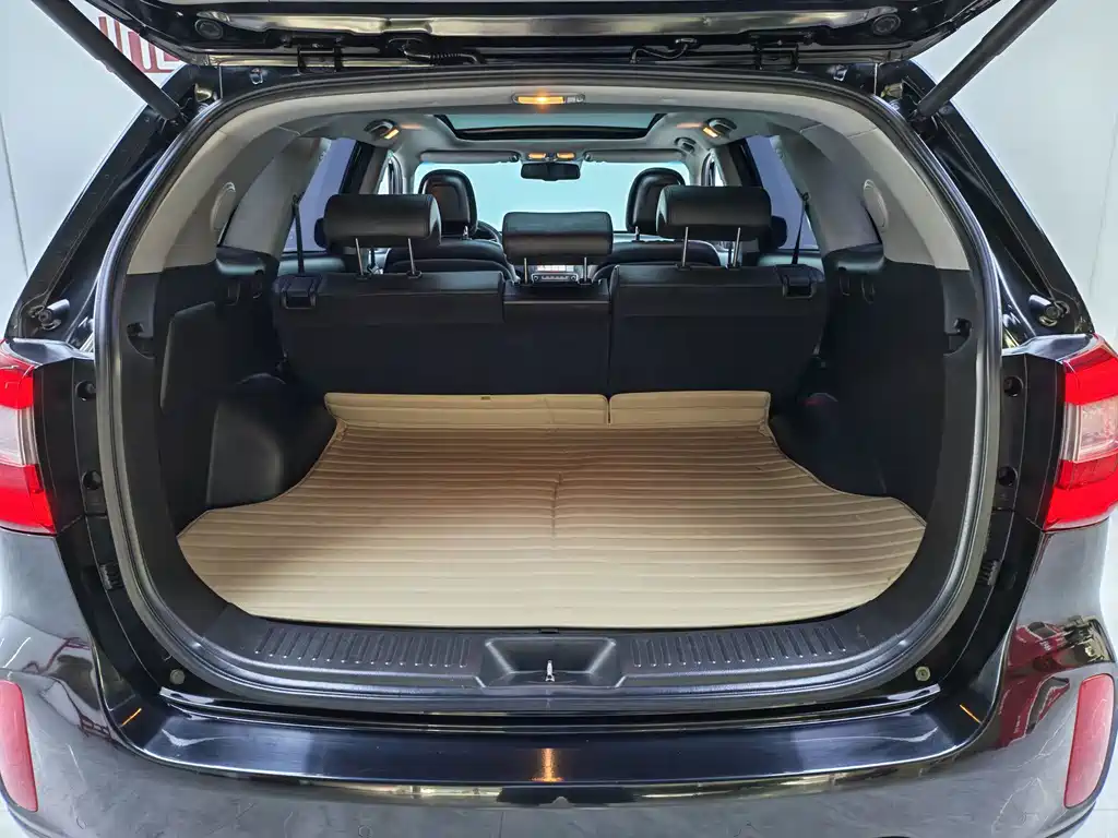Kia Sorento — миниатюра 13
