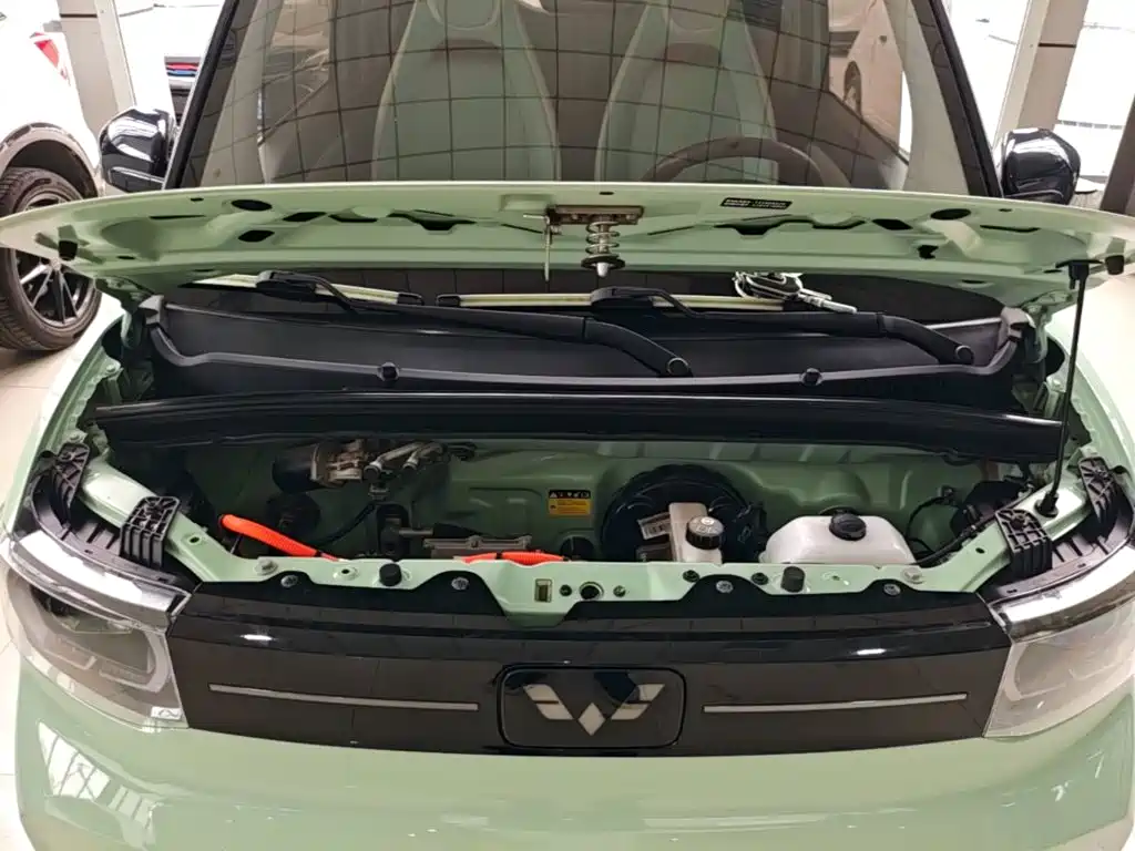 Wuling MINIEV — миниатюра 20