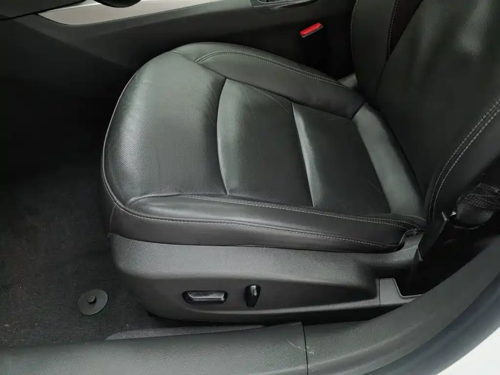 Chevrolet Malibu — миниатюра 20