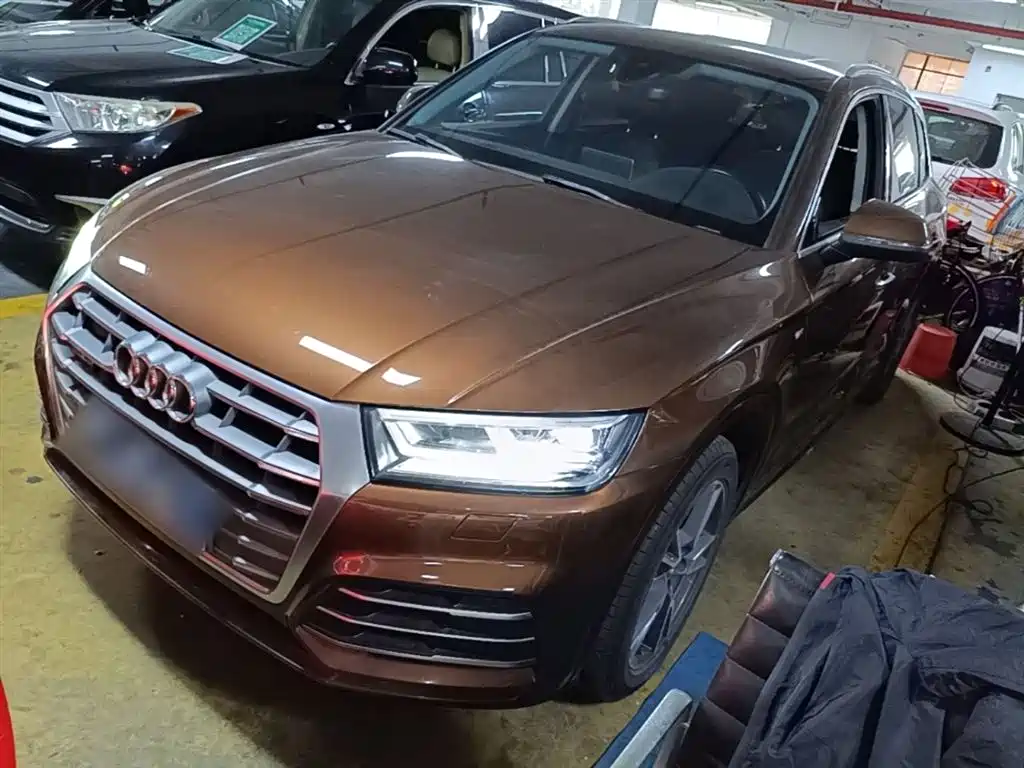 Audi Q5L 2019
