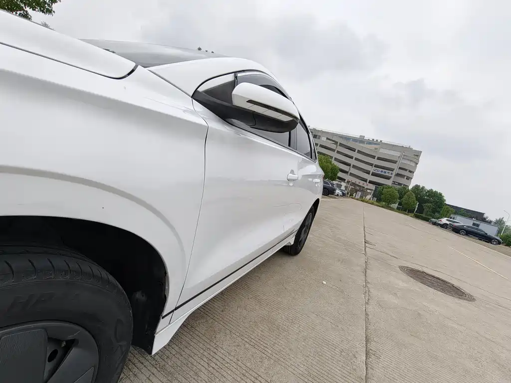 BYD e2 — миниатюра 18