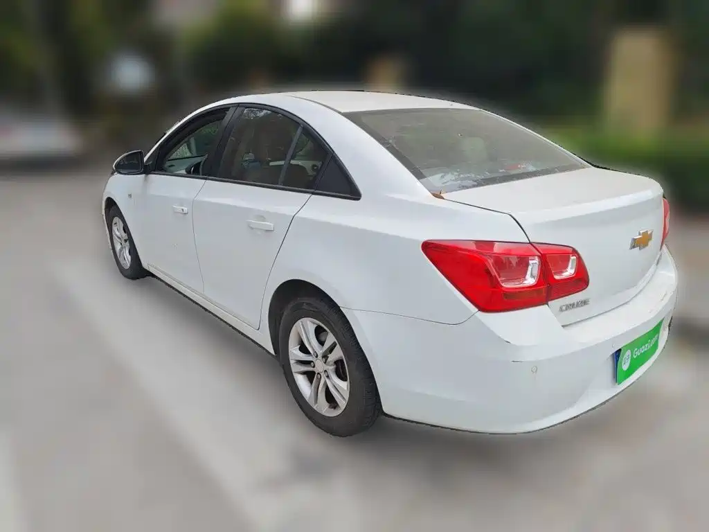 Chevrolet Cruze — миниатюра 25