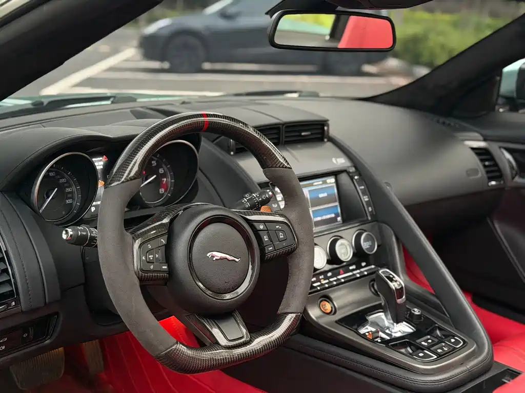 Jaguar F-TYPE — миниатюра 9