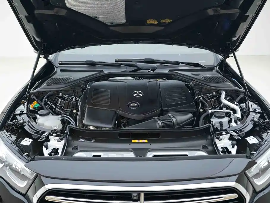 Mercedes-Benz E-Class New Energy — миниатюра 6