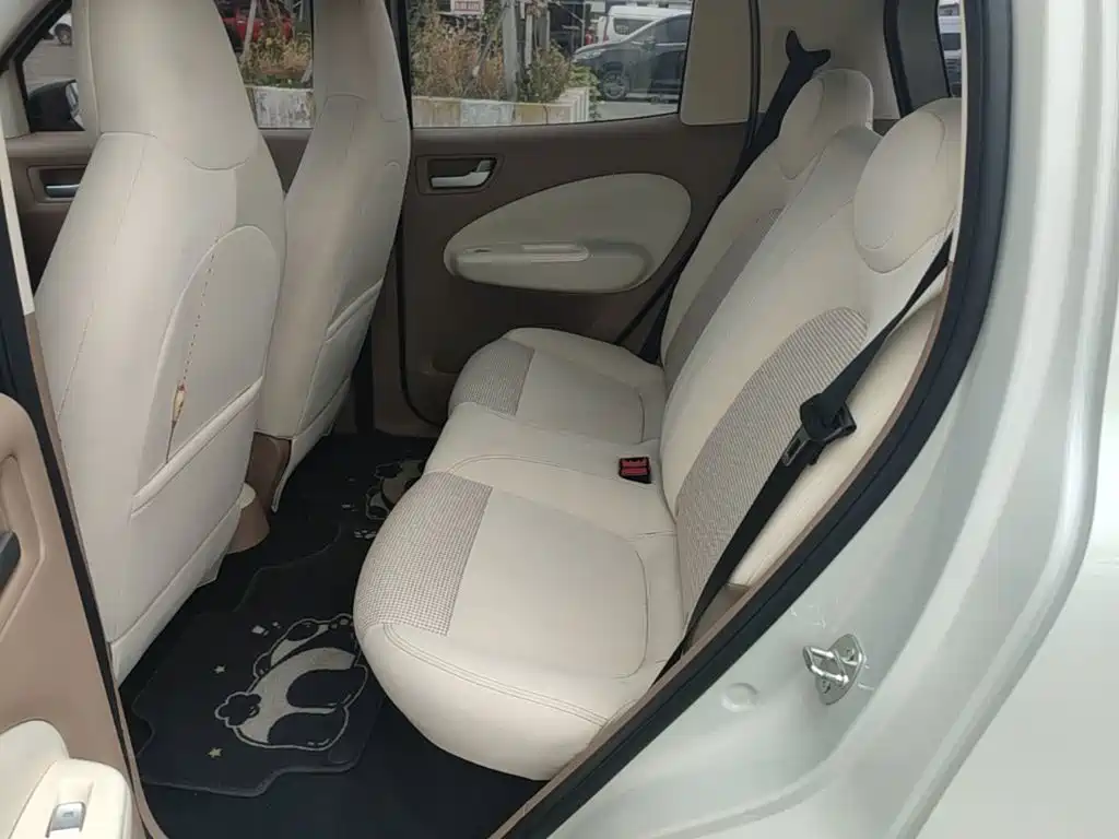 Wuling MINIEV — миниатюра 17