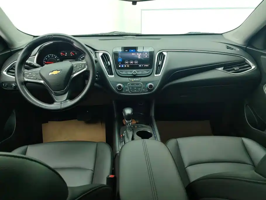Chevrolet Malibu XL — миниатюра 12
