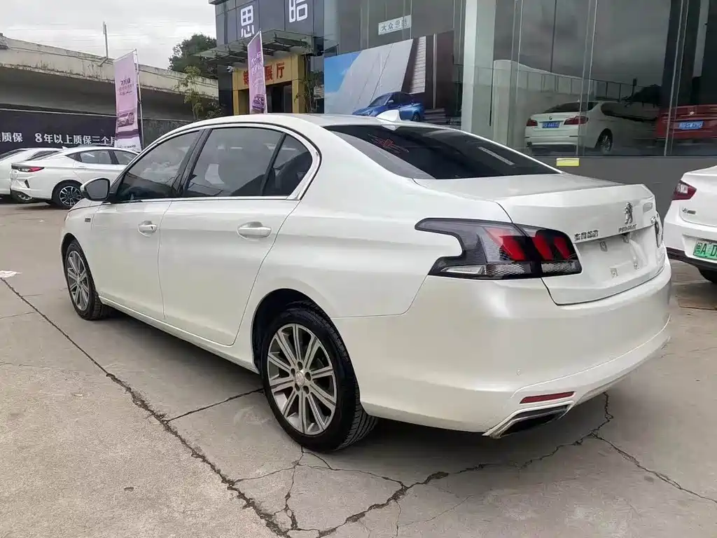 Peugeot 408 — миниатюра 9